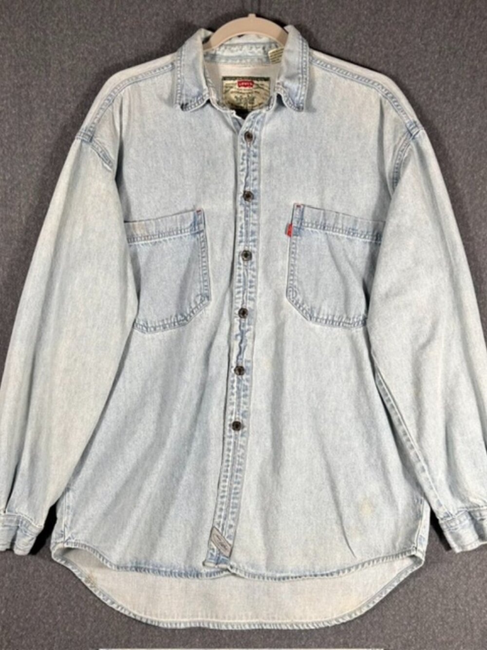 Vtg Levi's Denim Button Up Mens Sz Medium L/S Metal Buttons Light Wash 90's